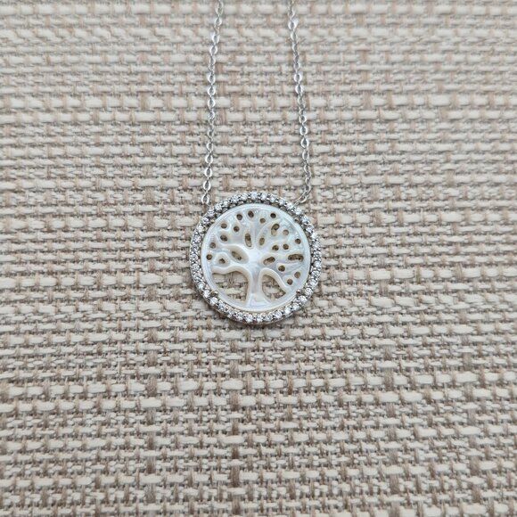 18 Inch Sterling Silver MoP Tree Of Life Cubic Zirconia Necklace A5497 - Picture 4 of 8